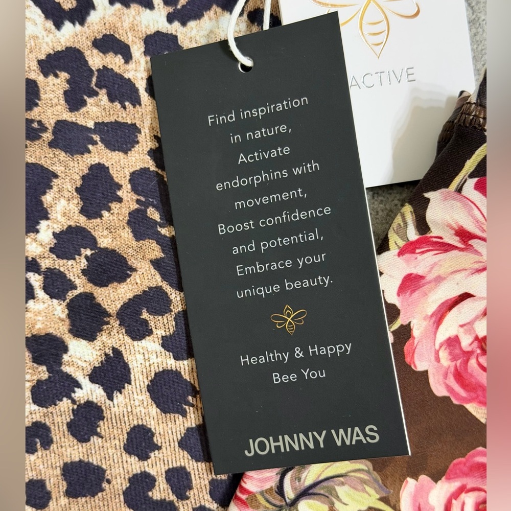 NWT Johnny Was Active Leggings - Picture 3 of 6